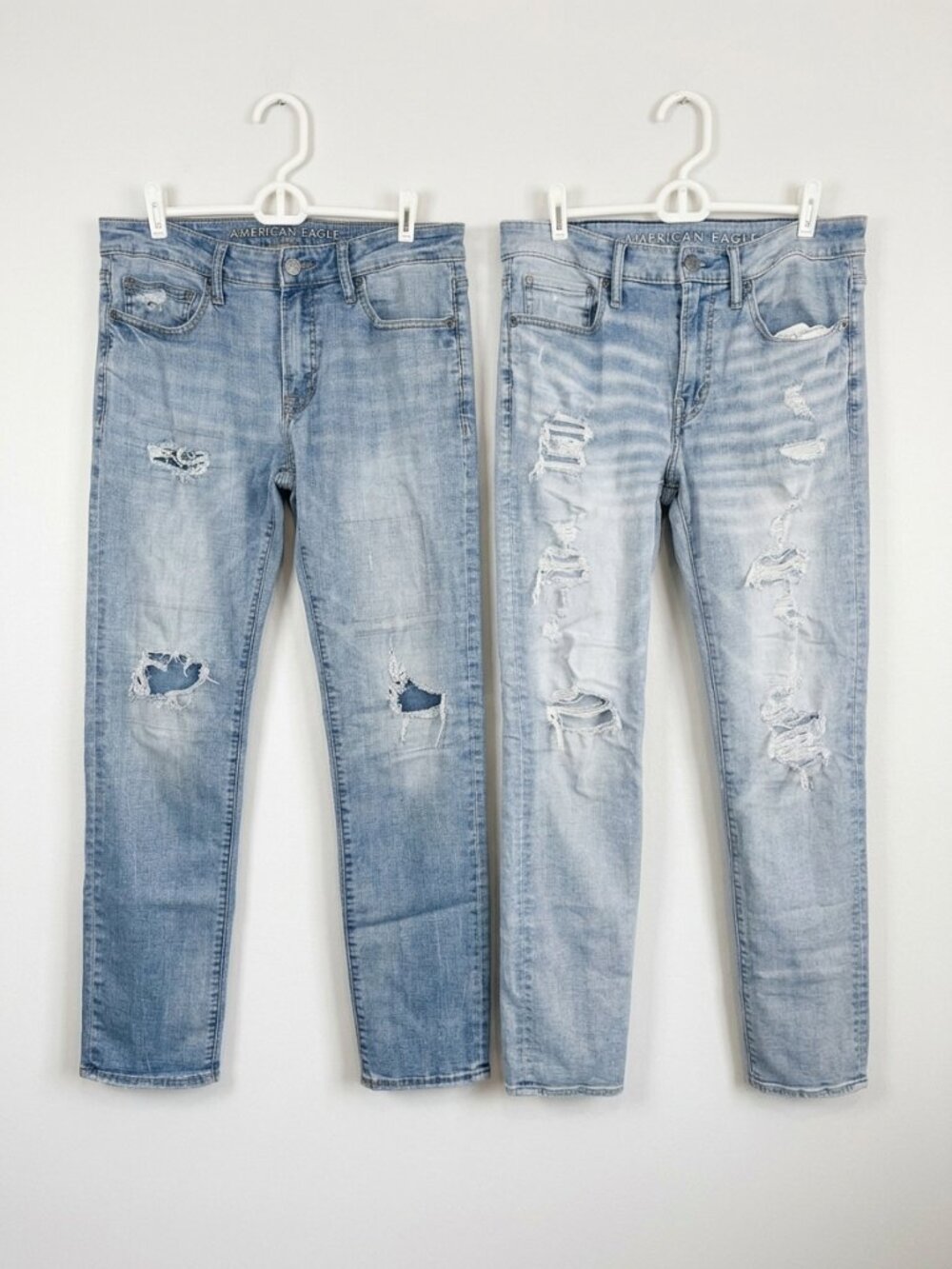 Bundle Lot of 2 Pairs of Men's American Eagle Distressed Jeans!